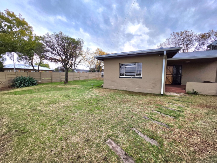 5 Bedroom Property for Sale in Jordania Free State